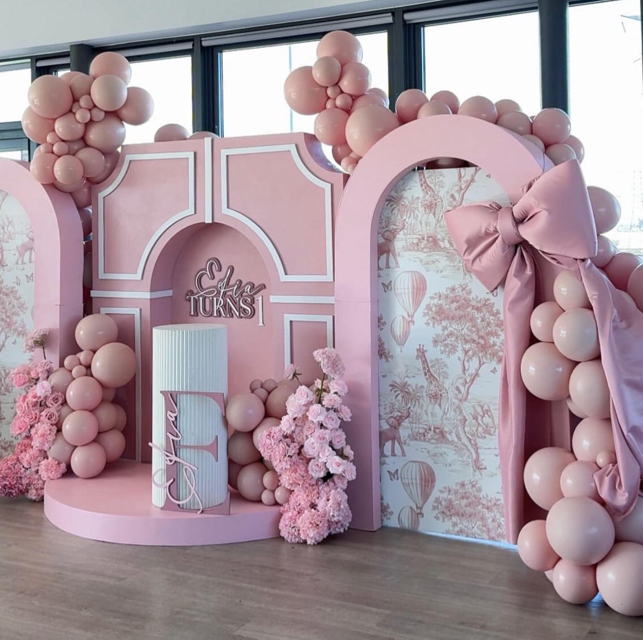 Pvc Panel Background - ฉากหลังงานแต่งงานแบบแผงพีวีซี 3 ชิ้น ขายส่งจากโรงงาน รับออกแบบลวดลายตามสั่ง สำหรับตกแต่งเวทีงานอีเว้นท์
